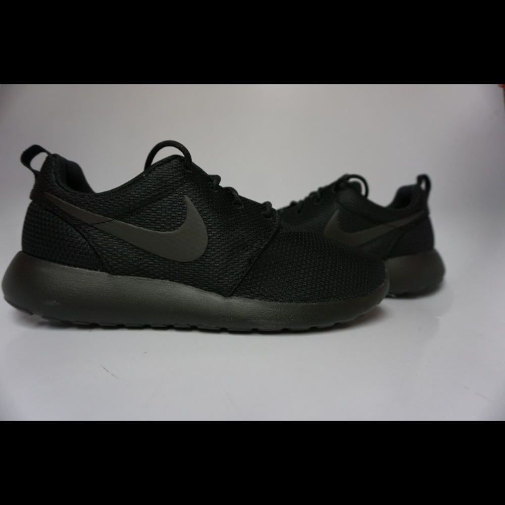 ❌SOLD❌Little Kid Nike Roshe